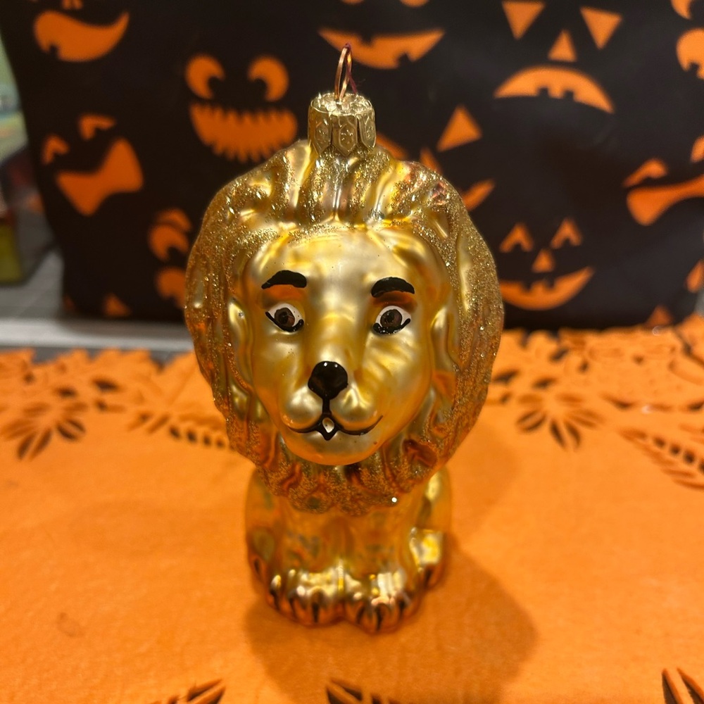 Hand Blown Glass Lion Ornament